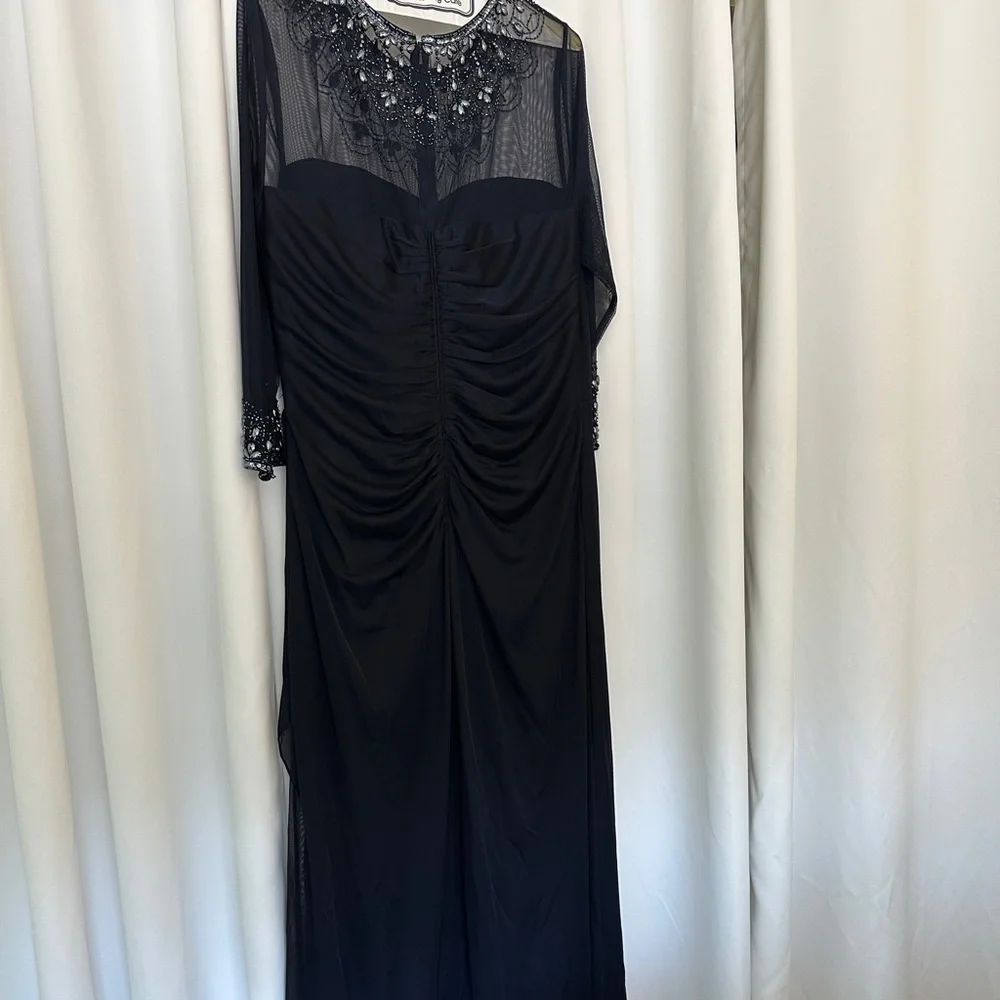Formal lightweight navy dress with beaded detail. Worn once - Picture 3 of 4